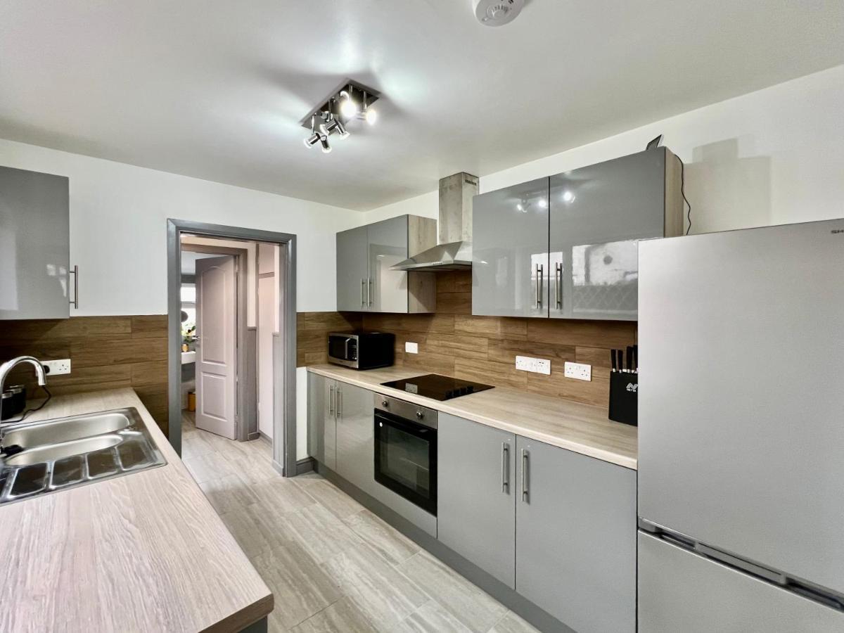 Bramhall House - Great For Contractors Or Family Holidays Клиторпс Экстерьер фото